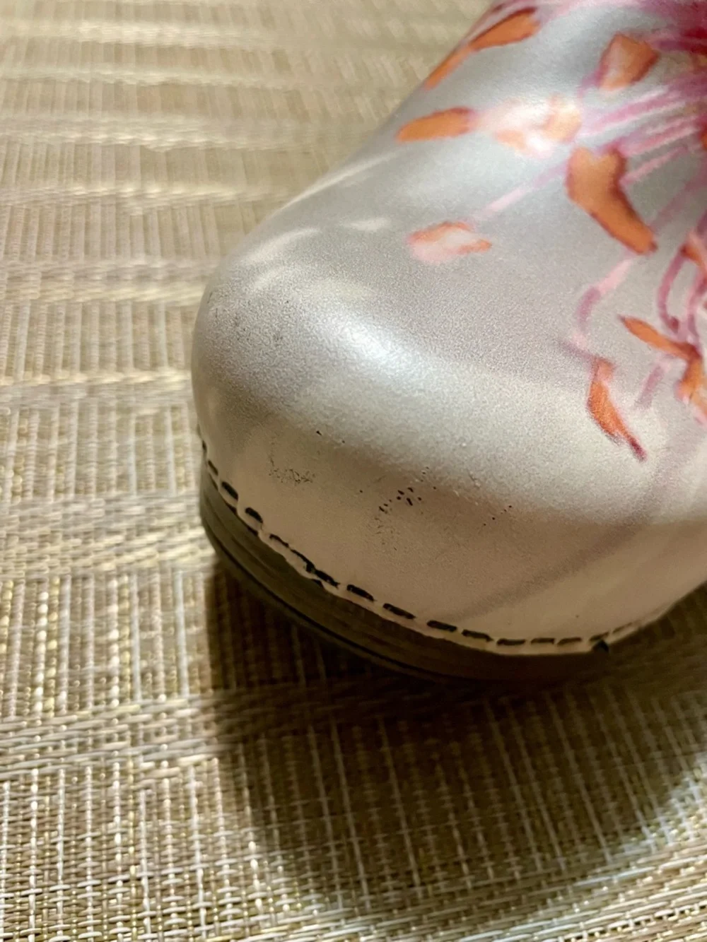 Dansko Professional Clog Ladies Size 39.
STUNNING red/orange floral color! - Picture 13 of 15